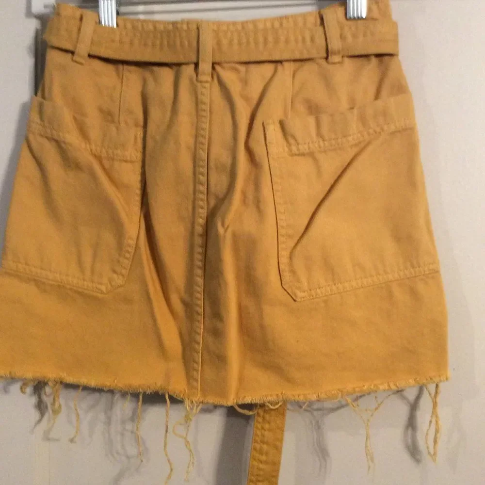 Pacsun mini frayed hem skirt mustard gold juniors size 25 VNC